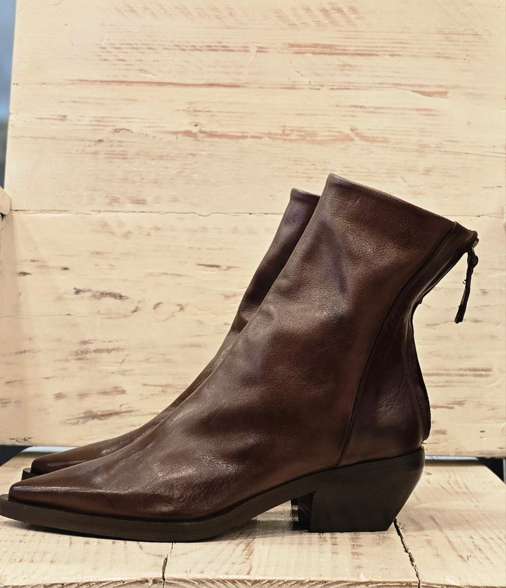 Texano zip dietro tacco basso